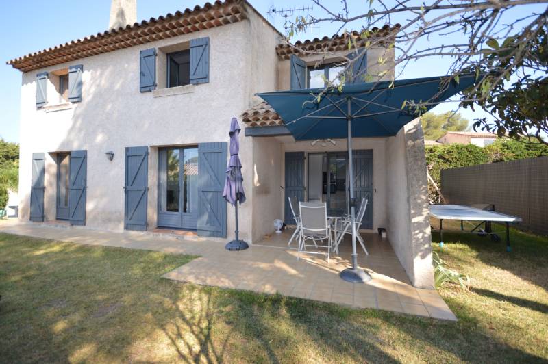 A VENDRE VILLA INDEPENDANTE DE TYPE PROVENCAL