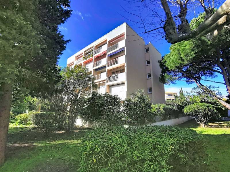 A VENDRE APPARTEMENT 2 PIECES PROCHE PLAGES