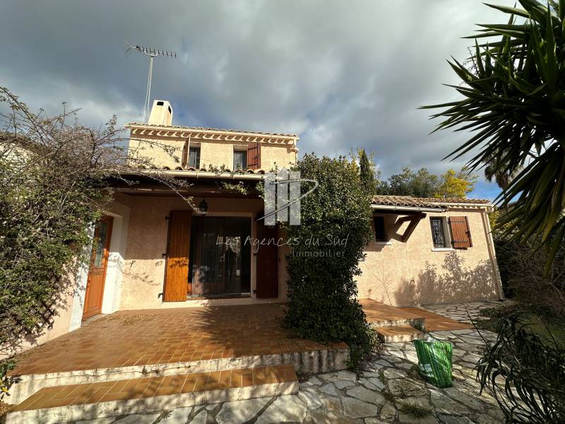 5 PIÈCES 110 M² 334 M² CHARMANTE MAISON DANS LE QUARTIER DE BOULOURIS