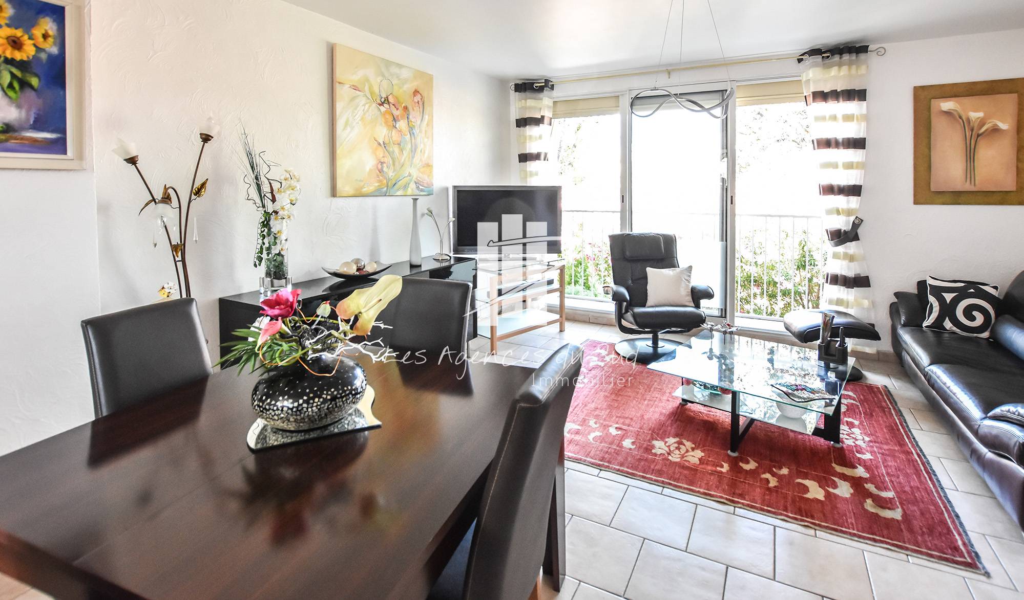 APPARTEMENT T3 A VENDRE CENTRE VILLE DE SAINT RAPHAEL