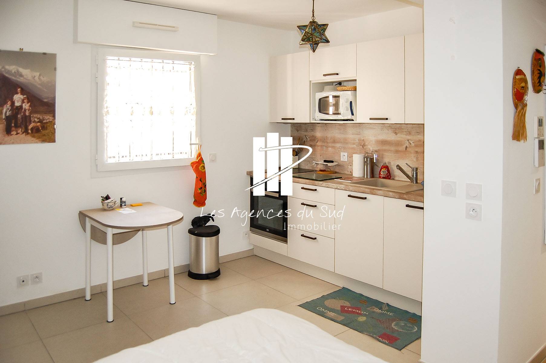 VENDU - STUDIO PROCHE MER ET PLAGES A VENDRE TRIANGLE D'OR SAINT-RAPHAËL