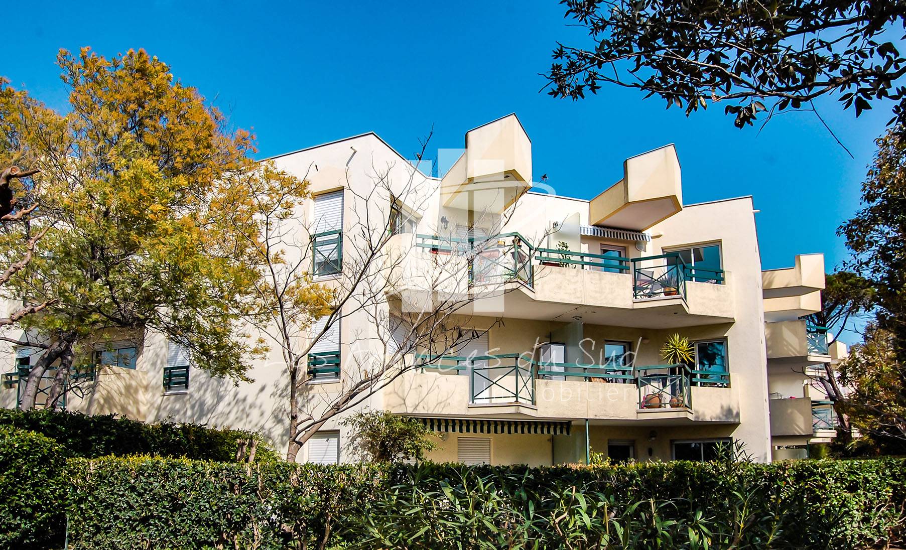 RECHERCHE APPARTEMENT POUR INVESTISSEMENT LOCATIF A ST-RAPHAEL