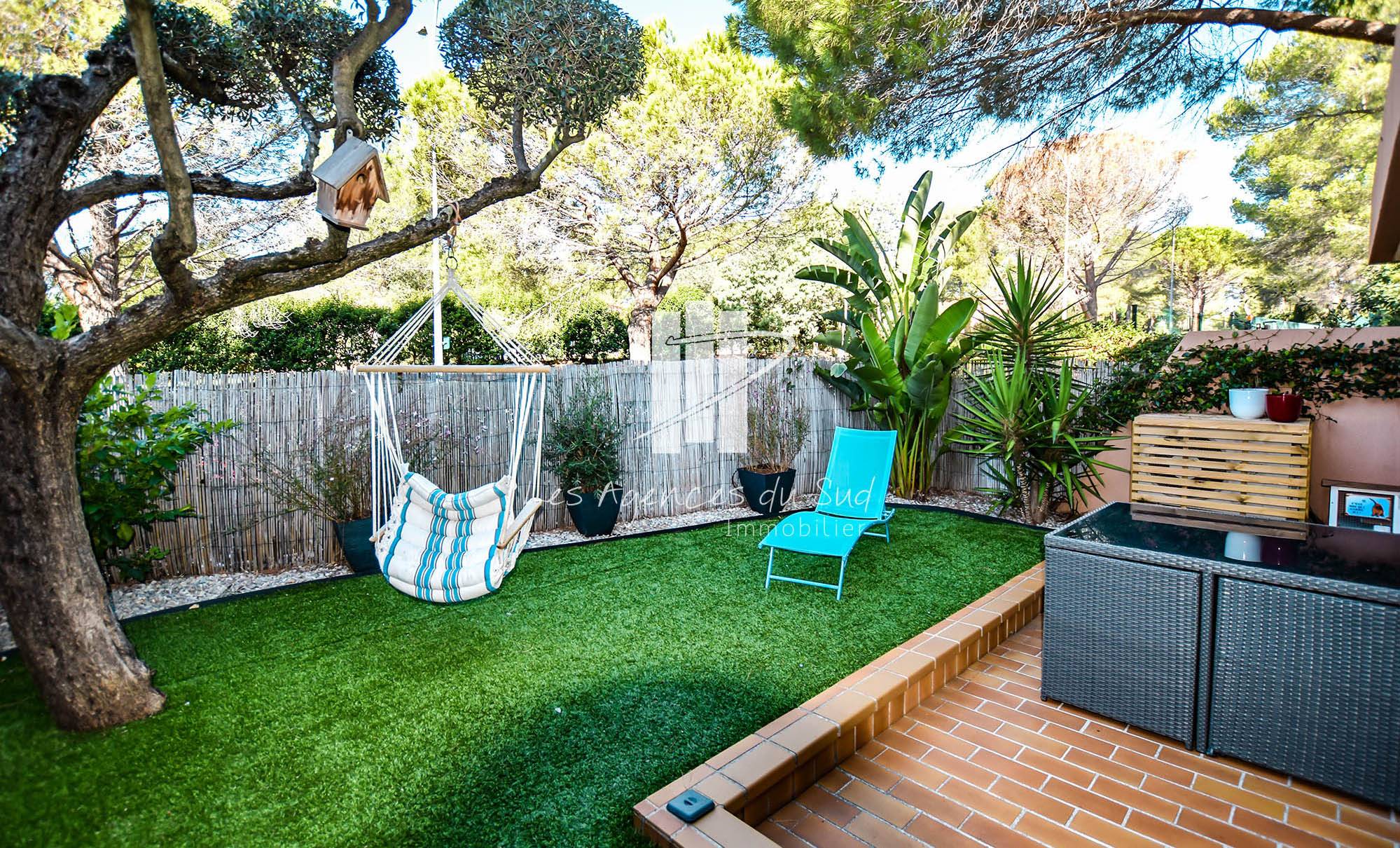 APPARTEMENT RENOVE PROCHE PLAGE BOULOURIS ST RAPHAEL