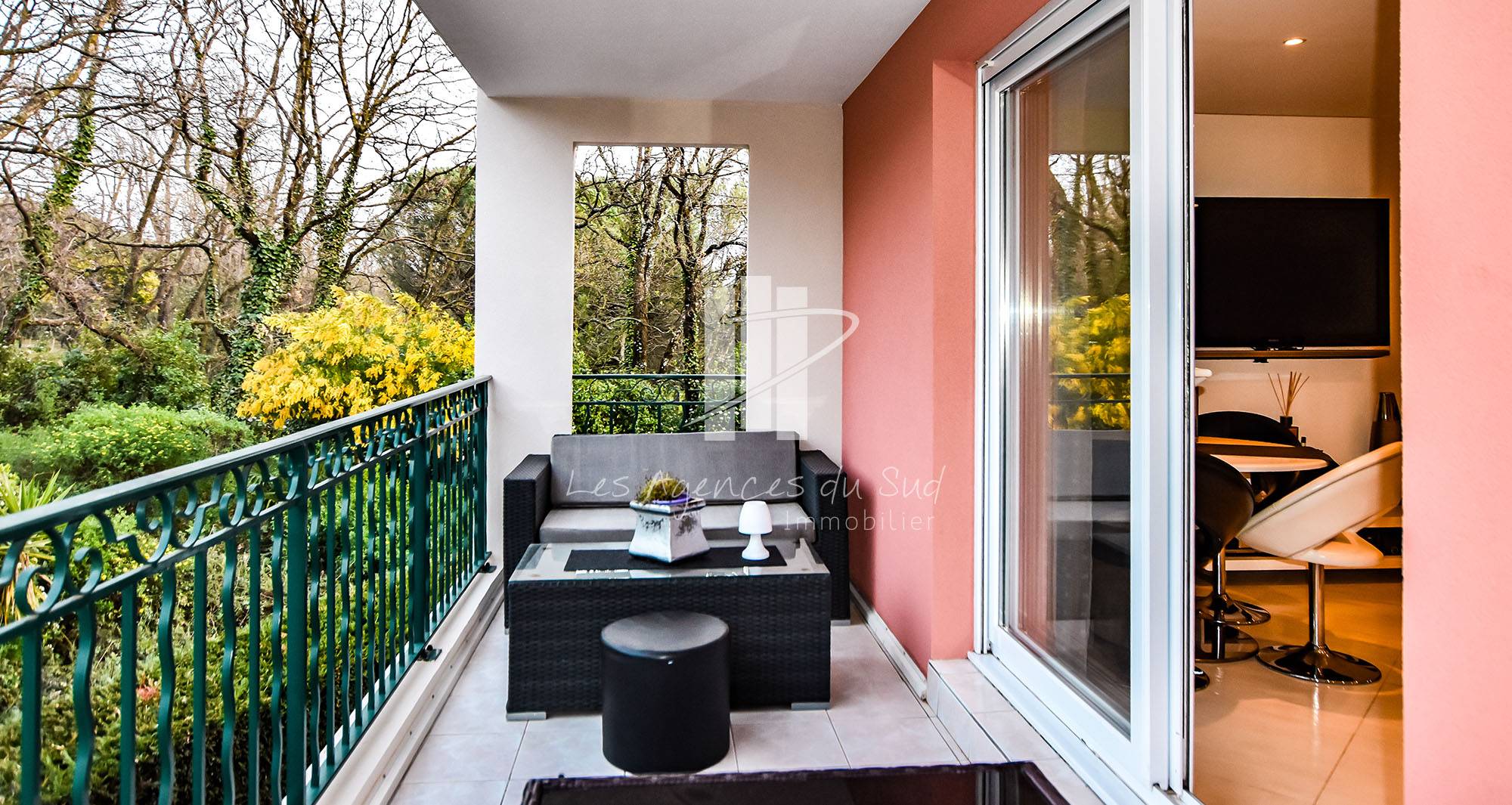 A VENDRE APPARTEMENT 2 PIECES PROCHE DU CENTRE VILLE DE FREJUS ET DES ECOLES