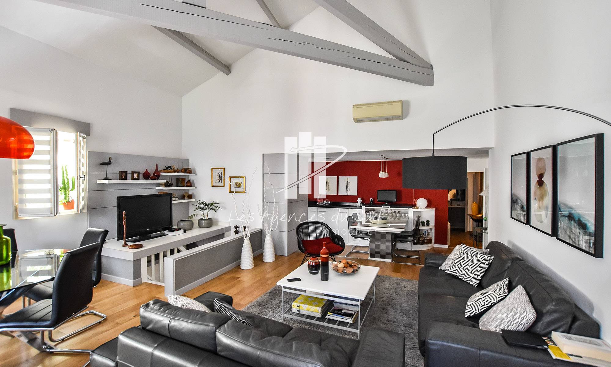 APPARTEMENT 4 PIECES A VENDRE COEUR DE VILLE ST RAPHAEL