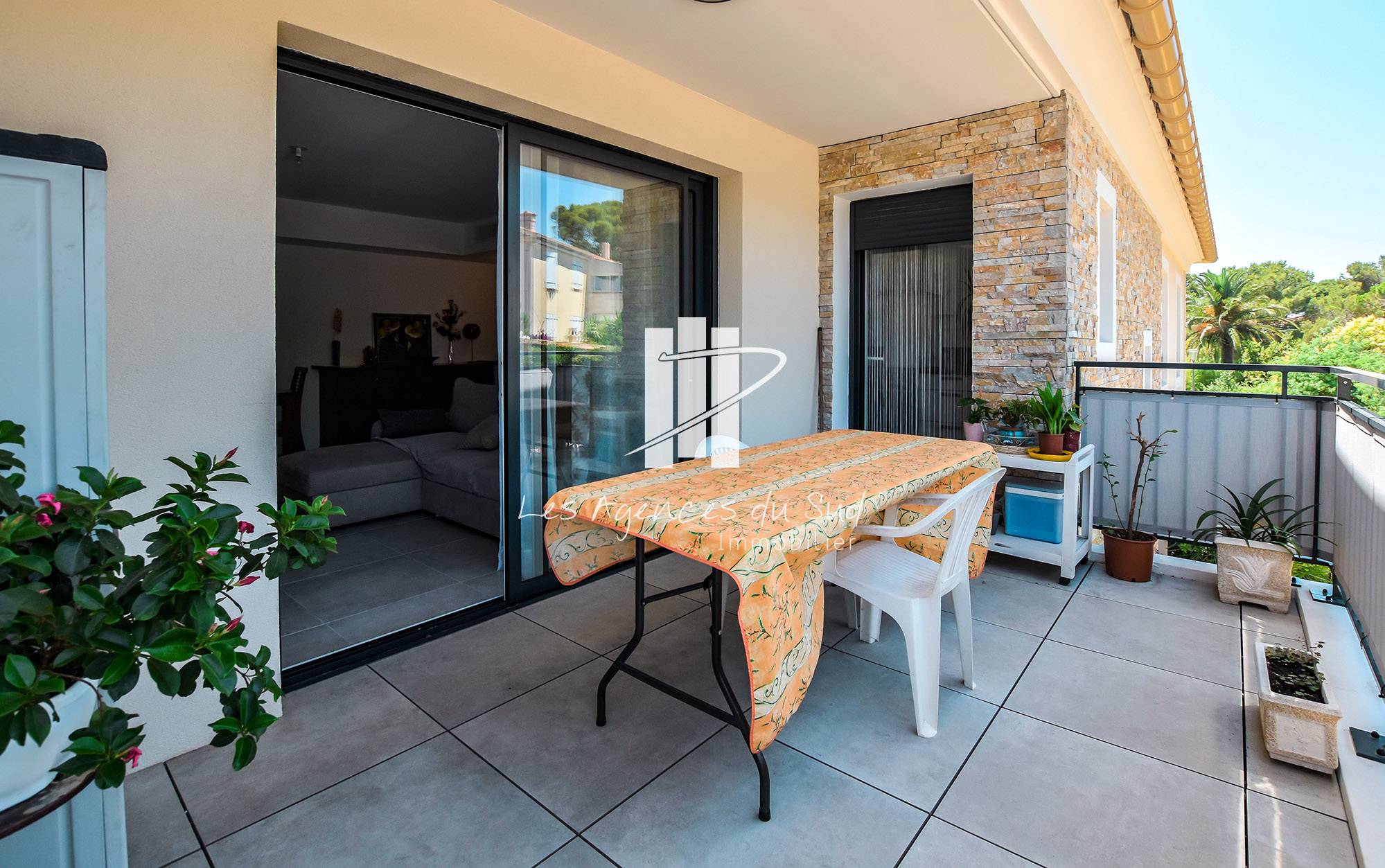 APPARTEMENT F2 A VENDRE ST RAPHAEL COPROPRIETE NEUVE DE STANDING