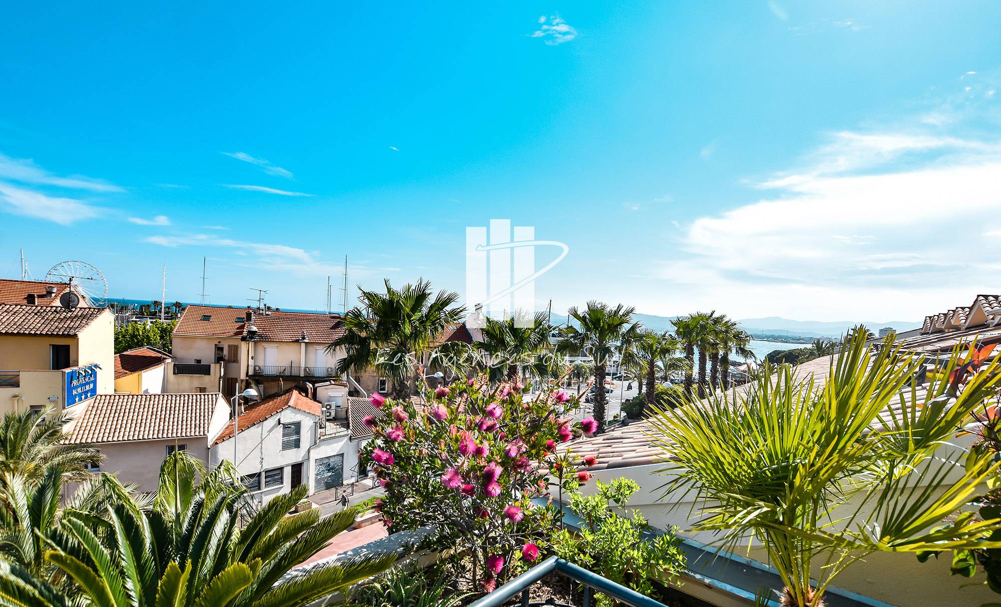 APPARTEMENT A VENDRE VUE MER ST RAPHAEL