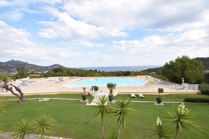 A vendre 2 pièces vue mer à Saint Raphael