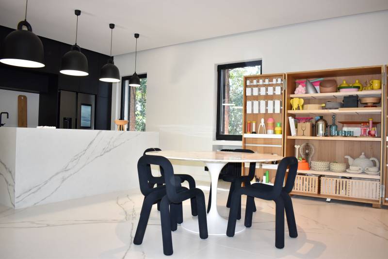 RARE A LA VENTE 6 PIÈCES 280 M² 2700 M² BATISSE RÉNOVÉE SANTA LUCIA SAINT RAPHAEL