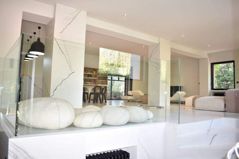 RARE A LA VENTE 6 PIÈCES 280 M² 2700 M² BATISSE RÉNOVÉE SANTA LUCIA SAINT RAPHAEL