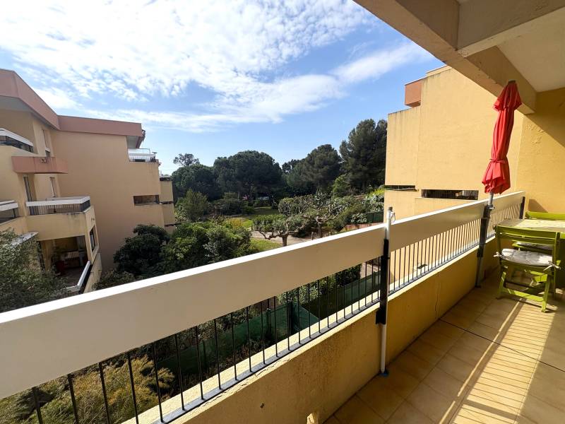 Appartement 2 Pièces 26.8m² à Boulouris