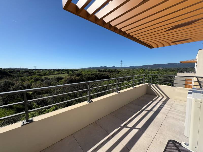 Appartement 3 pièces Fréjus - Dernier étage avec vue imprenable