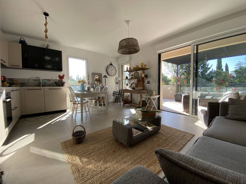 A VENDRE 3 PIÈCES 69.64 M² - DERNIER ETAGE RESIDENCE NEUVE VALESCURE-