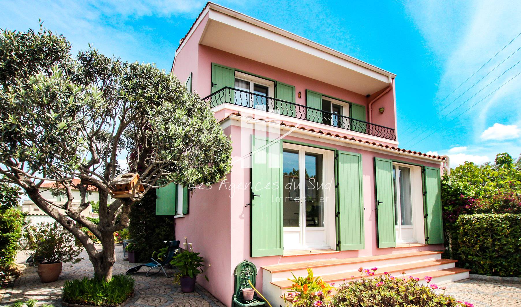 A VENDRE MAISON BORD DE MER FREJUS