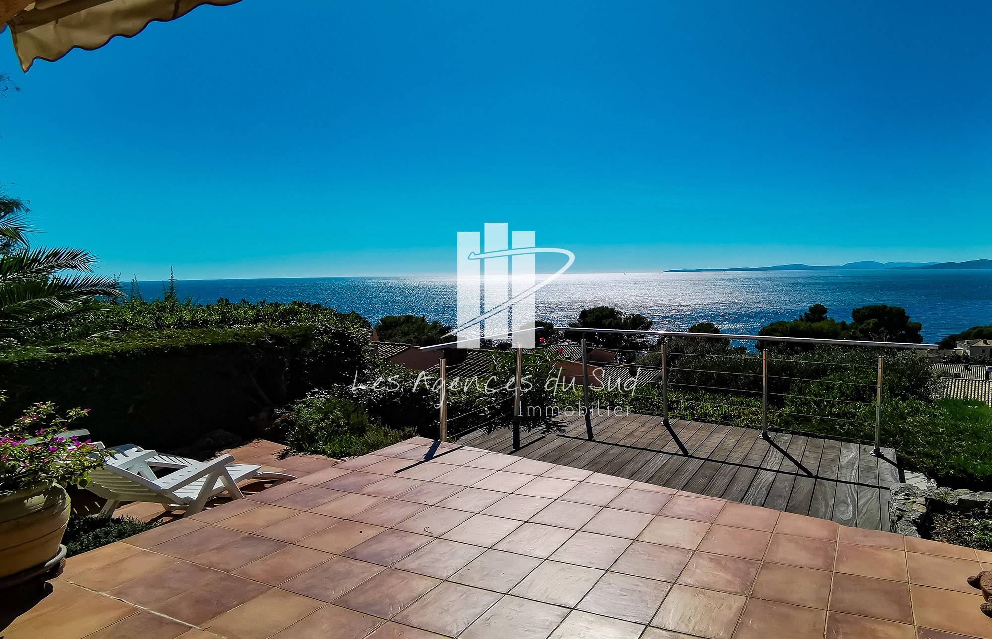 MAISON 3 PIECES VUE MER A VENDRE BORD DE MER SAINT RAPHAEL