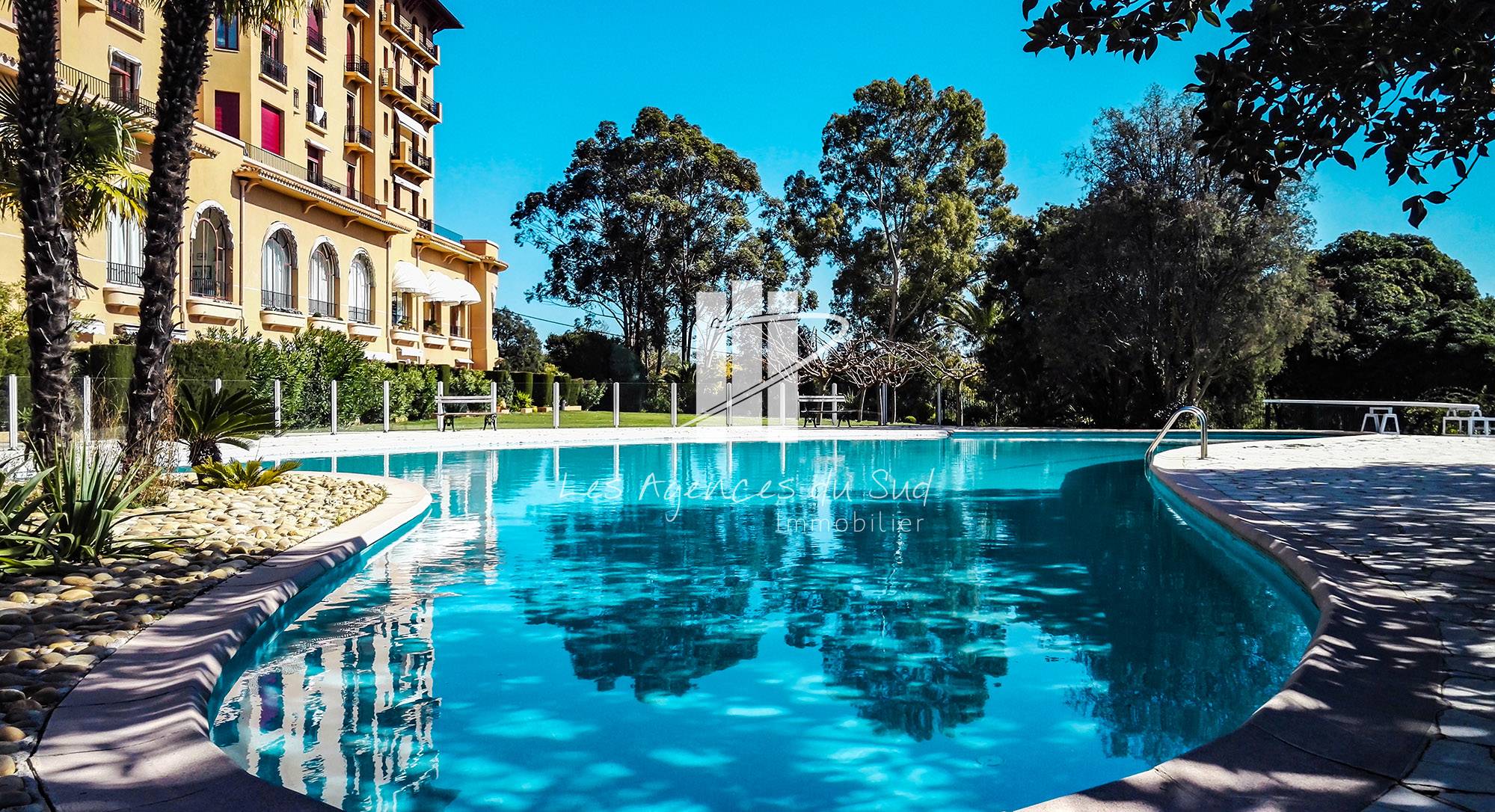 APPARTEMENT 2 PIECES A VENDRE DOMAINE DE PRESTIGE SAINT RAPHAEL