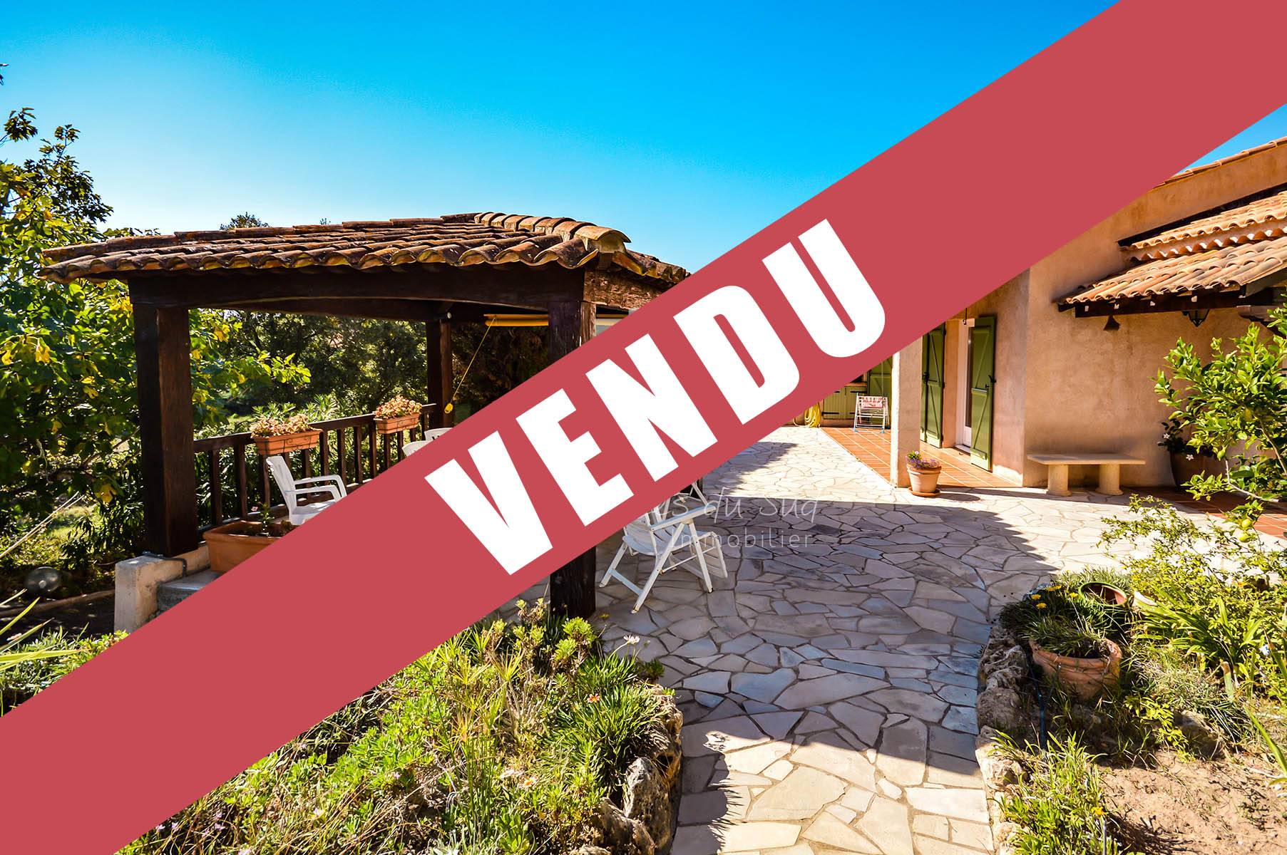 VENDU - VILLA INDÉPENDANTE DE 6 PIÈCES A SAINT-RAPHAËL, BAS DE VALESCURE, PROCHE DU CENTRE-VILLE - MAISON AU CALME ABSOLU