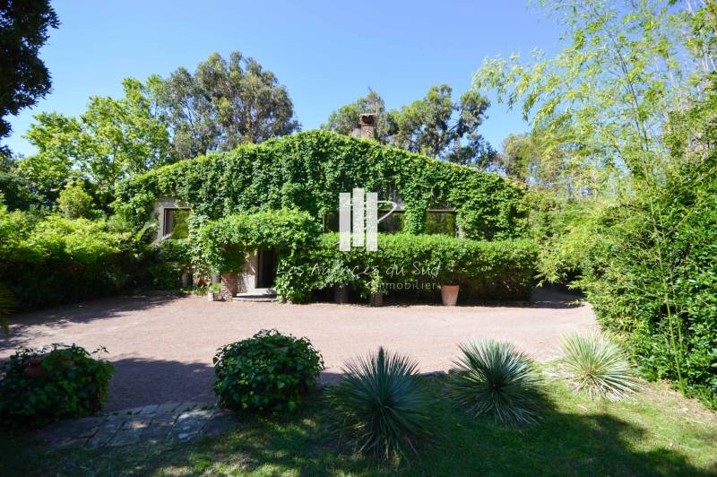 RARE A LA VENTE 6 PIÈCES 280 M² 2700 M² BATISSE RÉNOVÉE SANTA LUCIA SAINT RAPHAEL