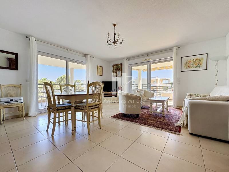 Exclusivité – Appartement 3 pièces 78,49 m² à Saint-Raphaël – Terrasse 30 m², garage, résidence de standing