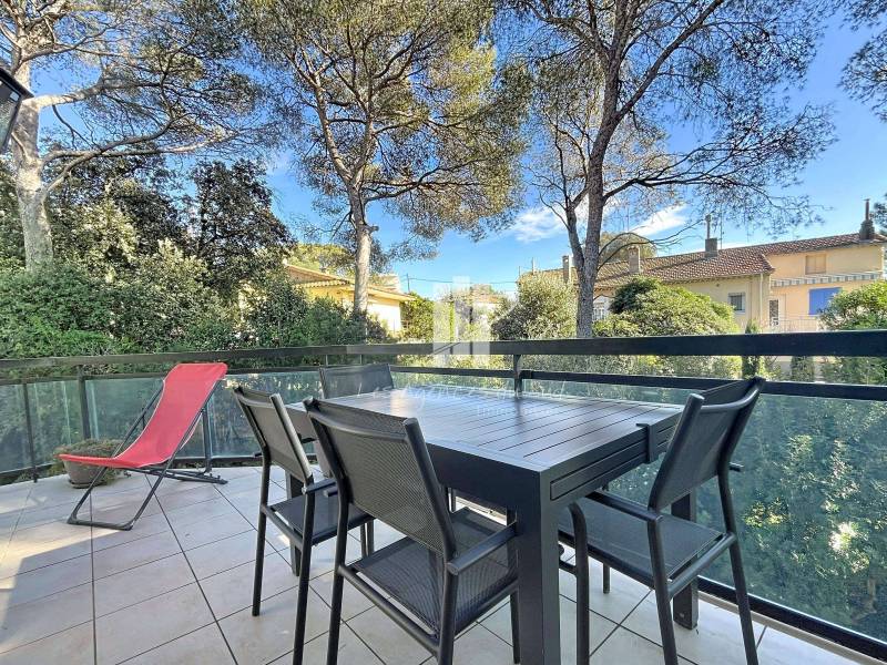 COEUR DE BOULOURIS DERNIERE ETAGE