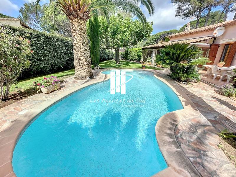 5 PIÈCES 130 M² 1548 M² MAGNIFIQUE MAISON DE PLAIN-PIED AVEC PISCINE