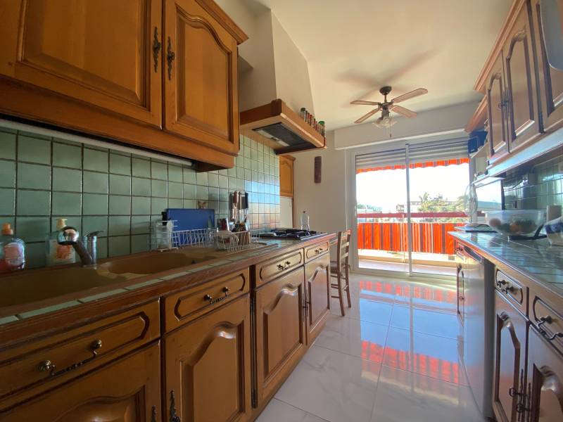 3 PIÈCES 68 M² 3 PIÈCES 67.86 M² FRÉJUS- AU CALME DANS RESIDENCE AVEC PISCINE