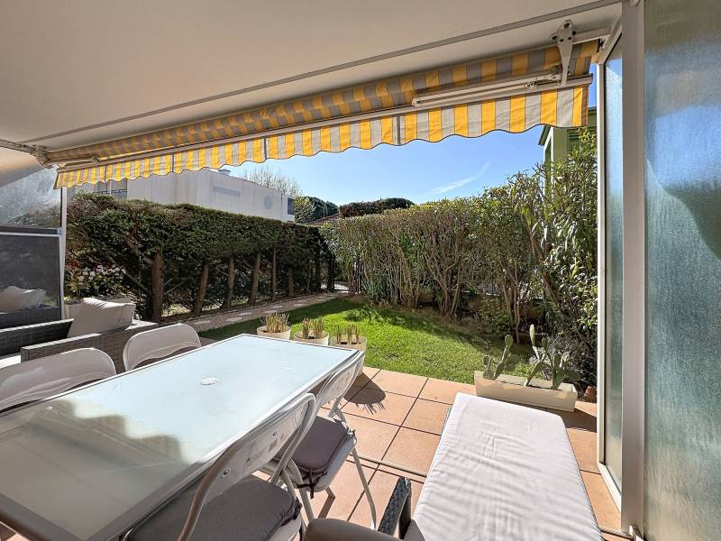 terrasse ouest centre ville de saint raphael 