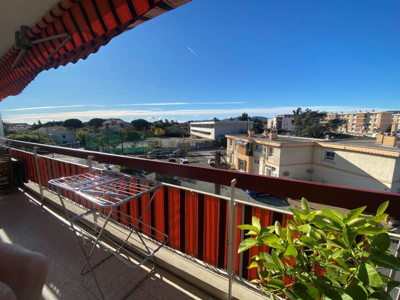 3 PIÈCES 68 M² 3 PIÈCES 67.86 M² FRÉJUS- AU CALME DANS RESIDENCE AVEC PISCINE