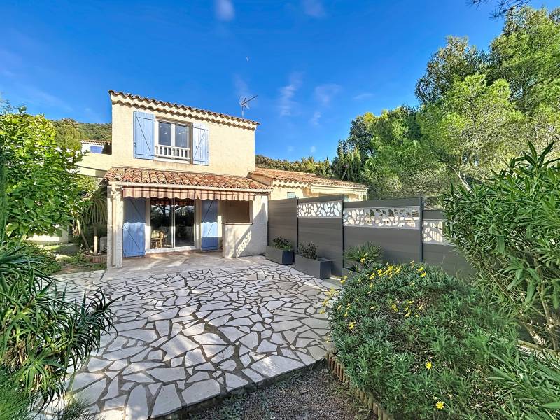 3 PIECES 60 M² À VENDRE : CHARMANT BASTIDON MITOYEN A AGAY UN VERITABLE HAVRE DE PAIX !