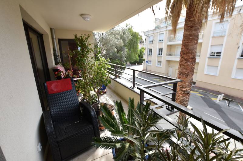 2 PIÈCES DE 66M² AVEC TERRASSE PROCHE DU CENTRE VILLE DANS IMMEUBLE NEUF AVEC GARAGE