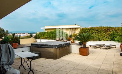 ACHETER APPARTEMENT DE LUXE A SAINT-RAPHAËL PROCHE CENTRE VILLE BORD DE MER TOIT TERRASSE